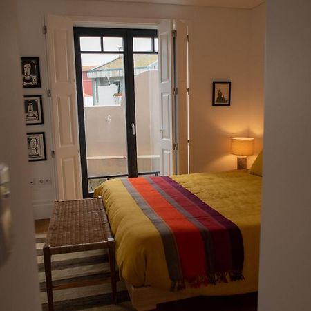 Spacious Studio W/ Balcony & Ac By Lovelystay OOporto Exterior foto